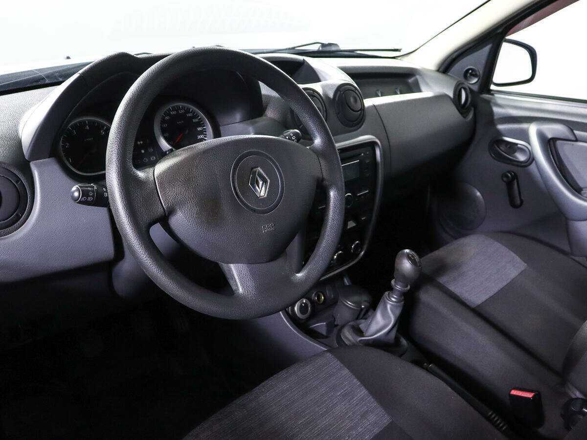 Renault Duster 2013 года с пробегом. Фото: #12