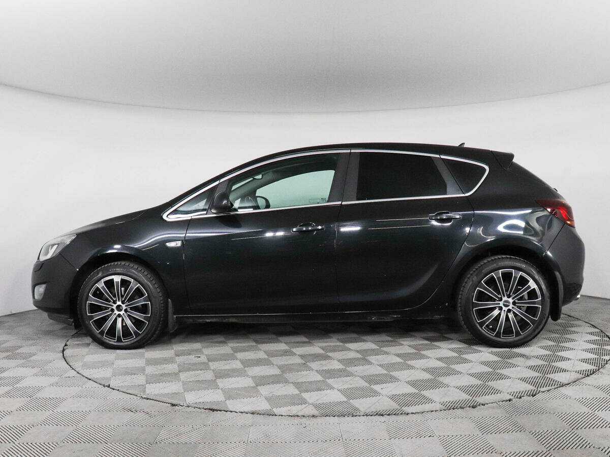 Opel Astra 2012 года с пробегом. Фото: #7