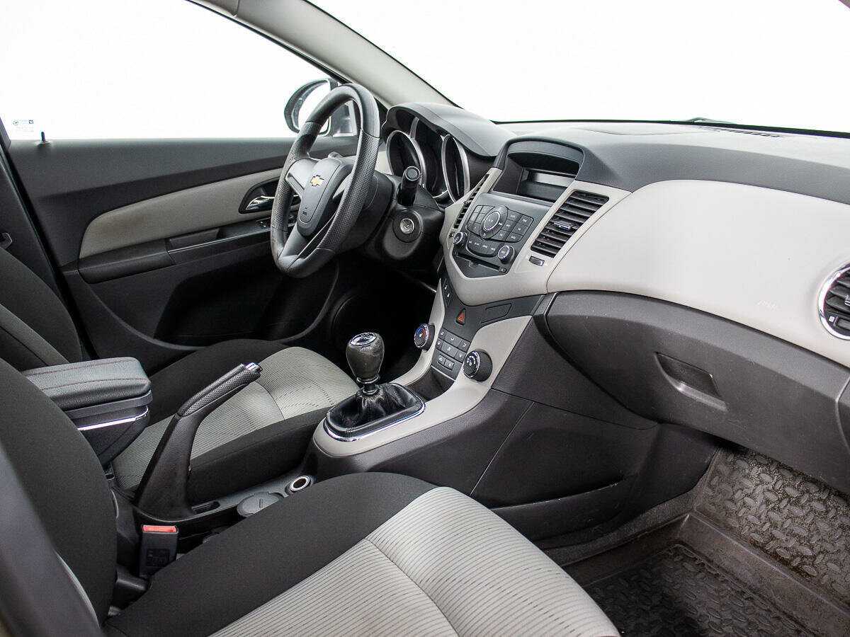 Chevrolet Cruze 2012 года с пробегом. Фото: #6