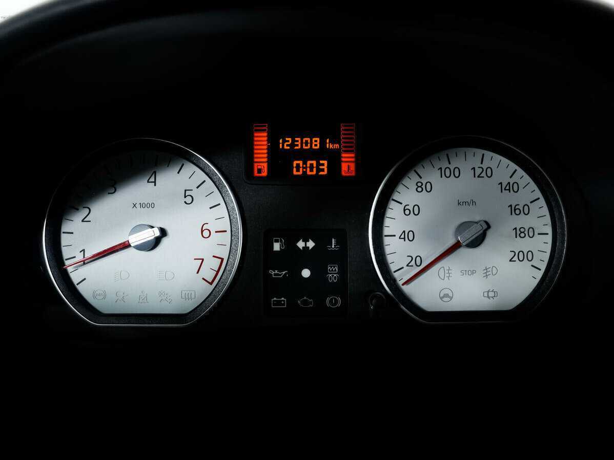 Renault Logan 2012 года с пробегом. Фото: #9