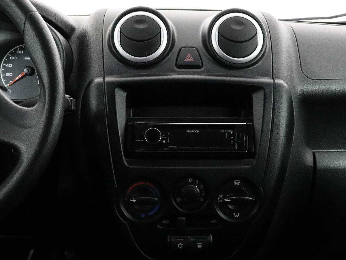 Lada (ВАЗ) Granta 2015 года с пробегом. Фото: #9