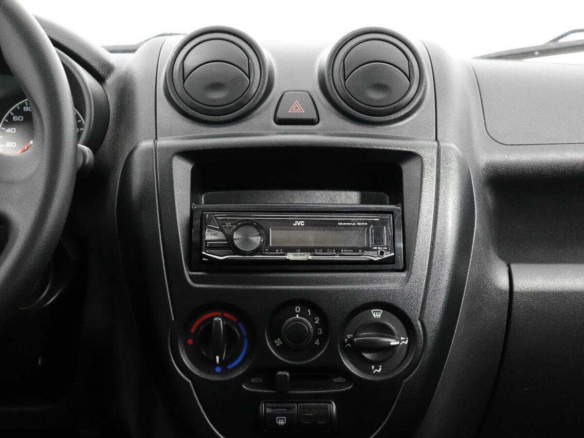 Lada (ВАЗ) Granta 2015 года с пробегом. Фото: #13