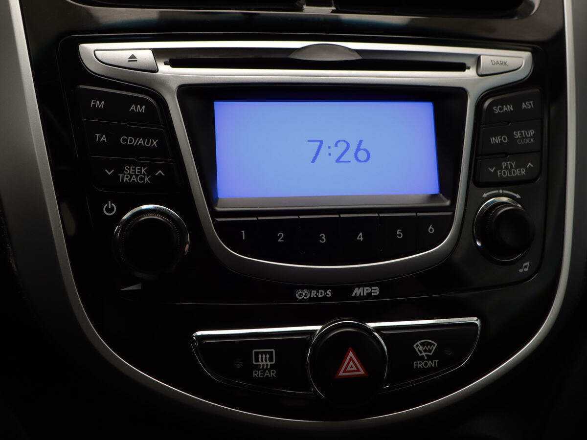 Hyundai Solaris 2013 года с пробегом. Фото: #15