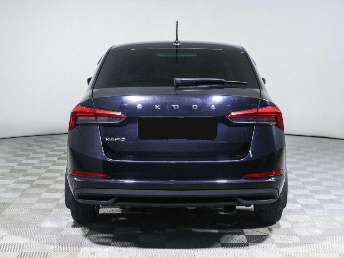 Skoda Rapid 2021 года с пробегом. Фото: #4