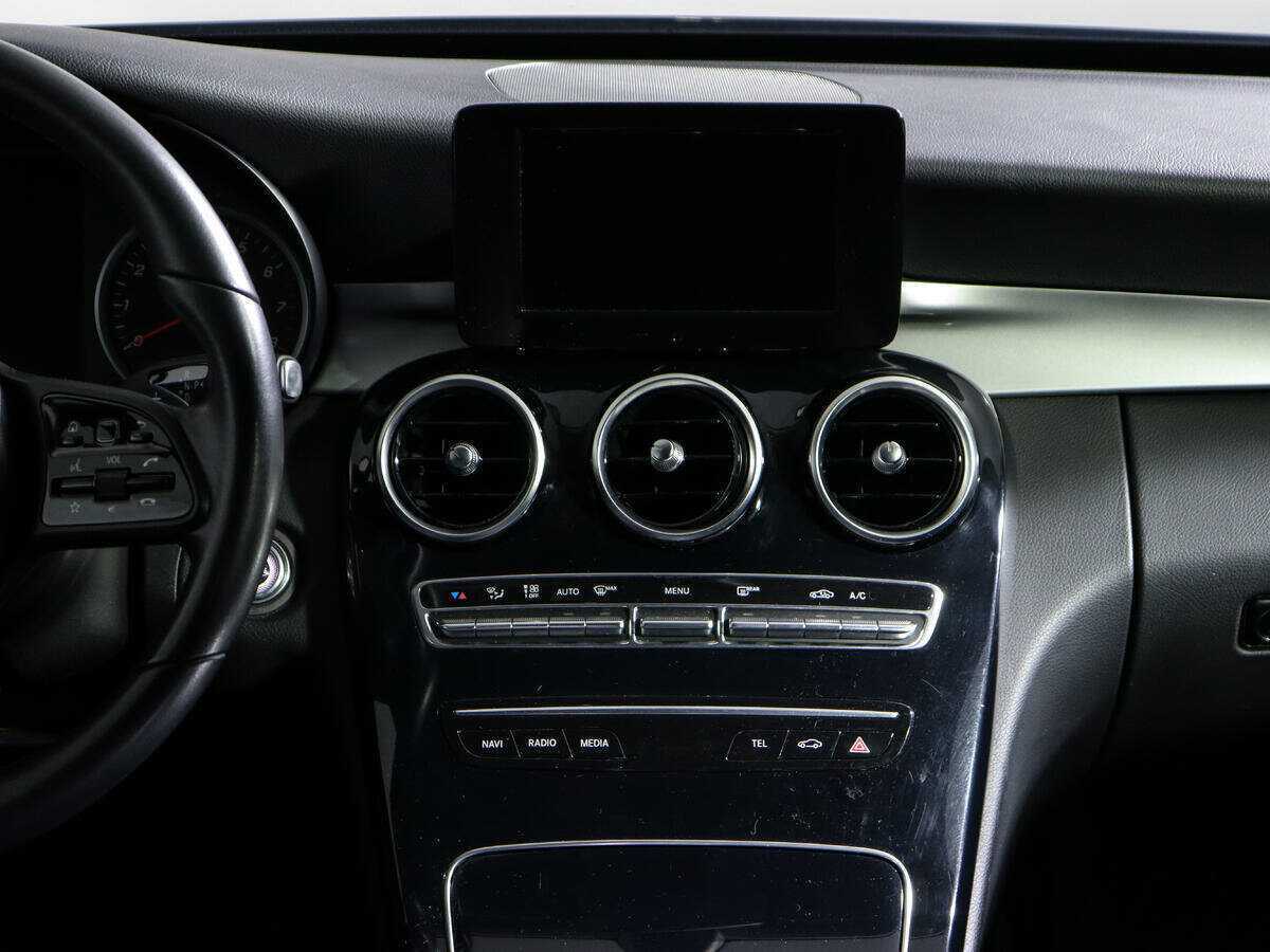 Mercedes-Benz C-Класс 2018 года с пробегом. Фото: #9