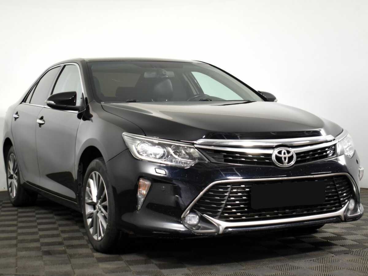 Toyota Camry 2017 года с пробегом. Фото: #2