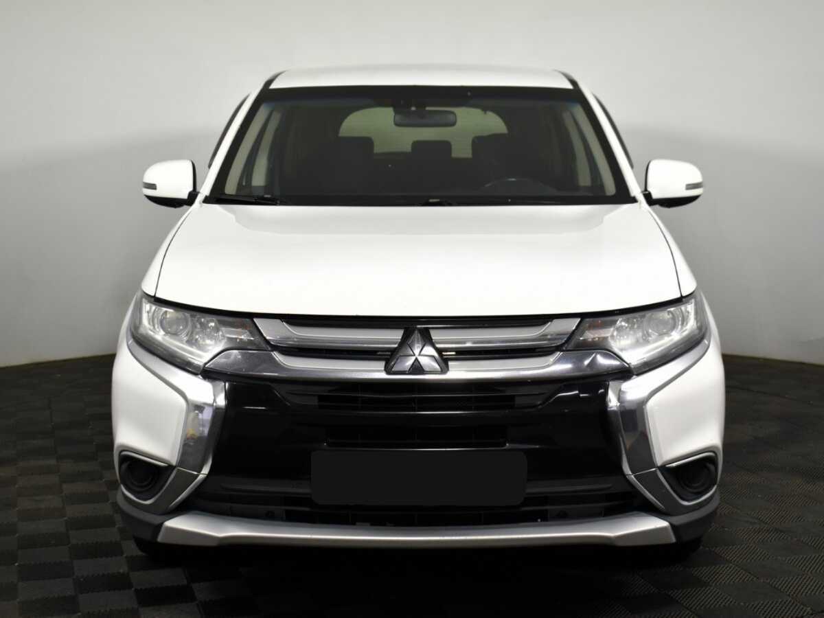 Mitsubishi Outlander 2017 года с пробегом. Фото: #1