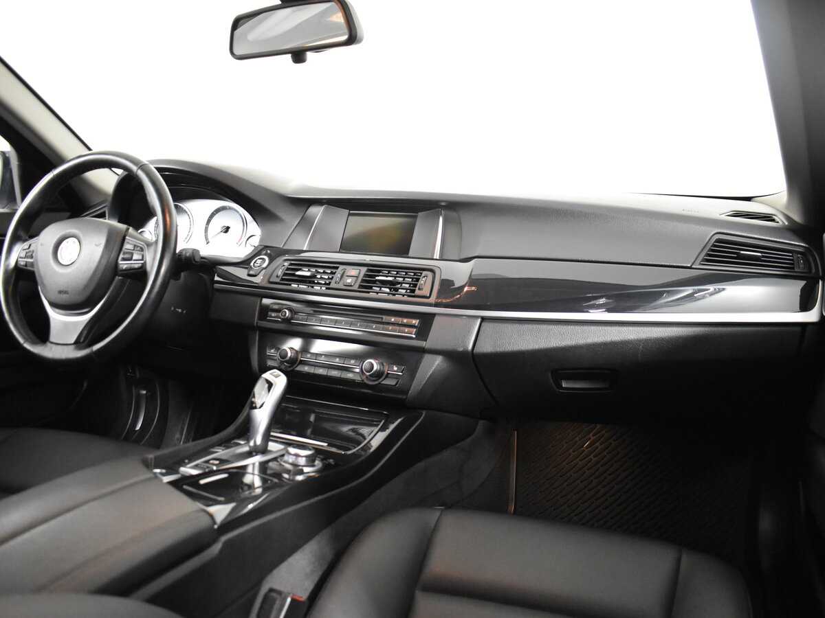 BMW 5 серии 2016 года с пробегом. Фото: #12