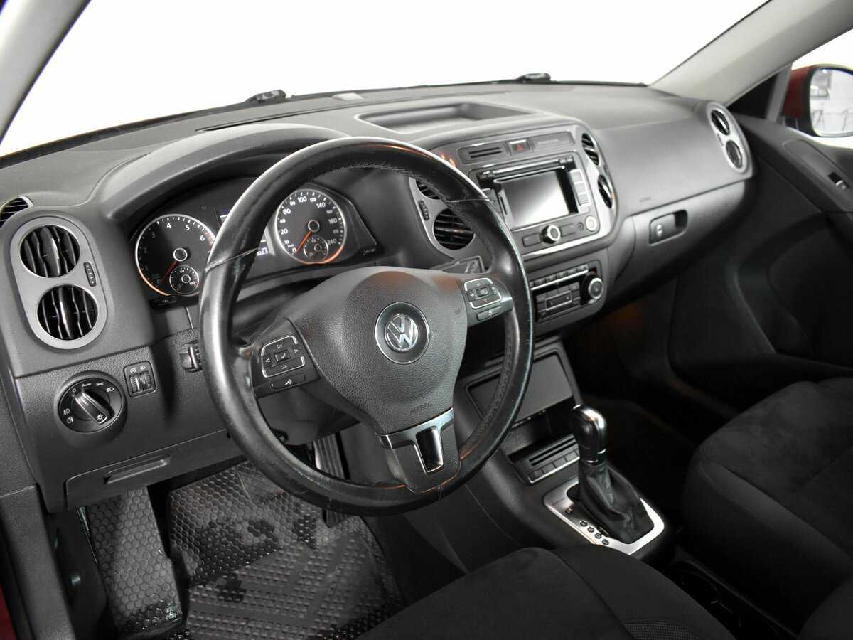 Volkswagen Tiguan 2012 года с пробегом. Фото: #10