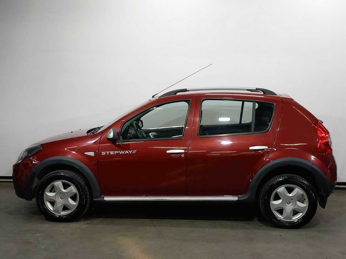 Renault Sandero 2012 года с пробегом. Фото: #7