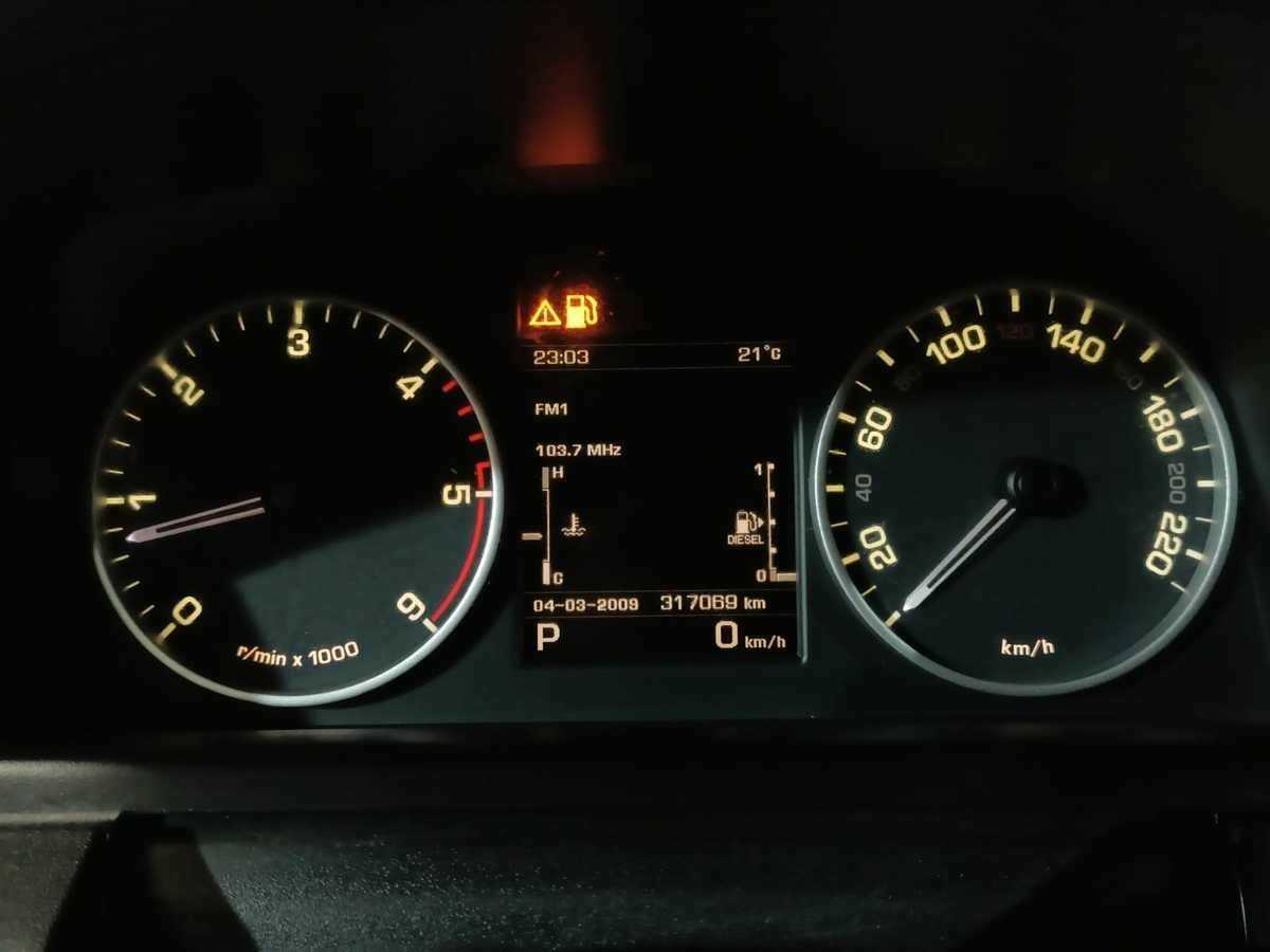 Land Rover Discovery 2013 года с пробегом. Фото: #12