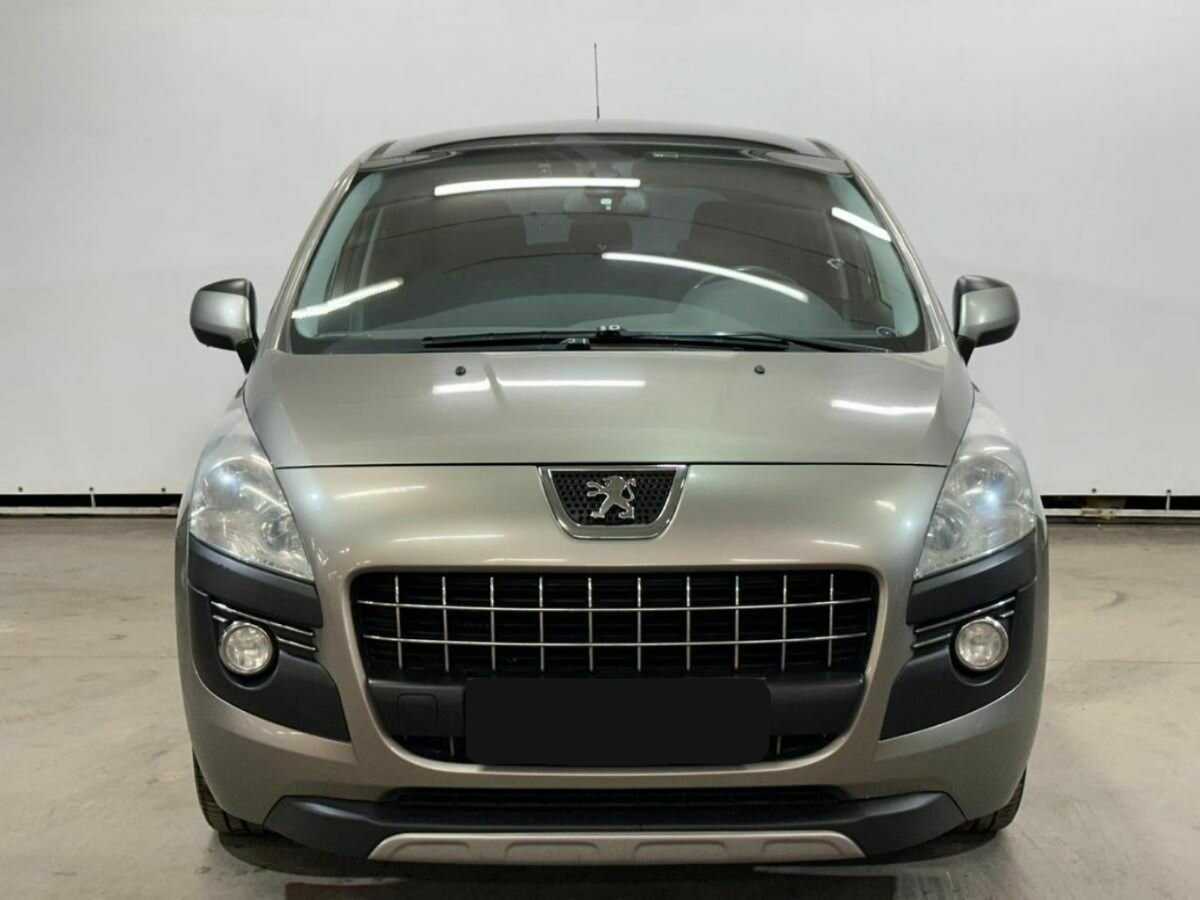 Peugeot 3008 2012 года с пробегом. Фото: #1
