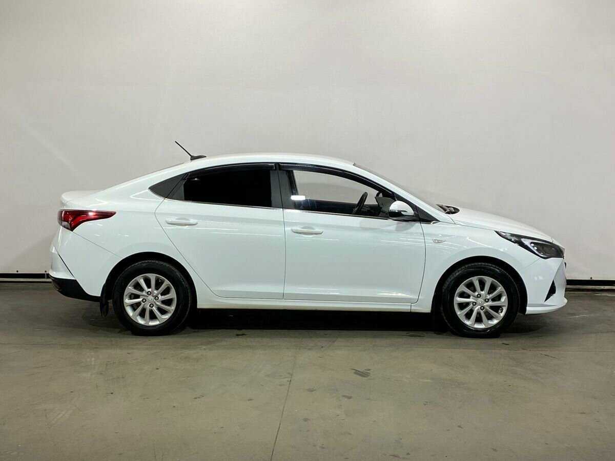 Hyundai Solaris 2020 года с пробегом. Фото: #3