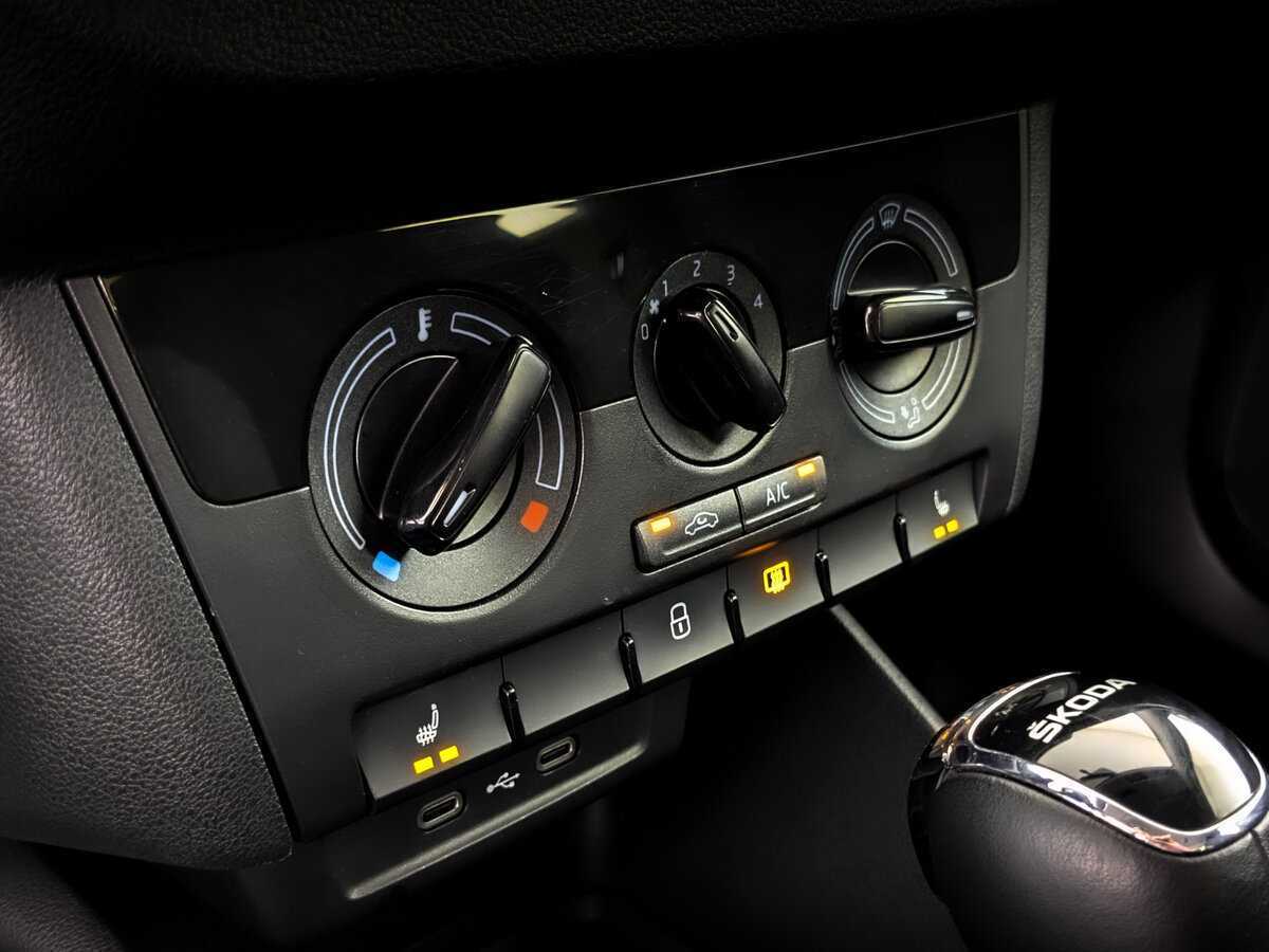 Skoda Rapid 2021 года с пробегом. Фото: #20
