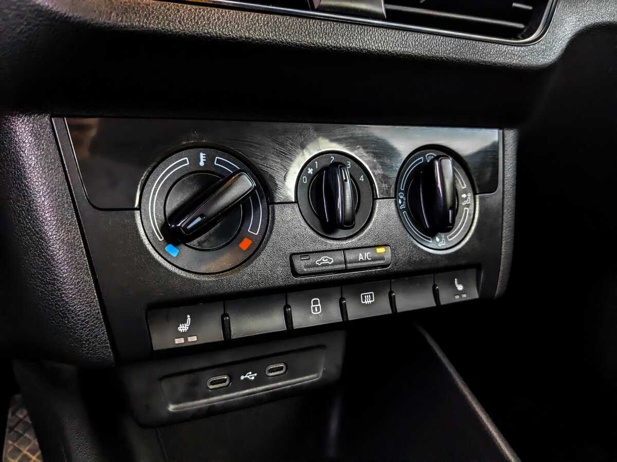 Skoda Rapid 2021 года с пробегом. Фото: #20