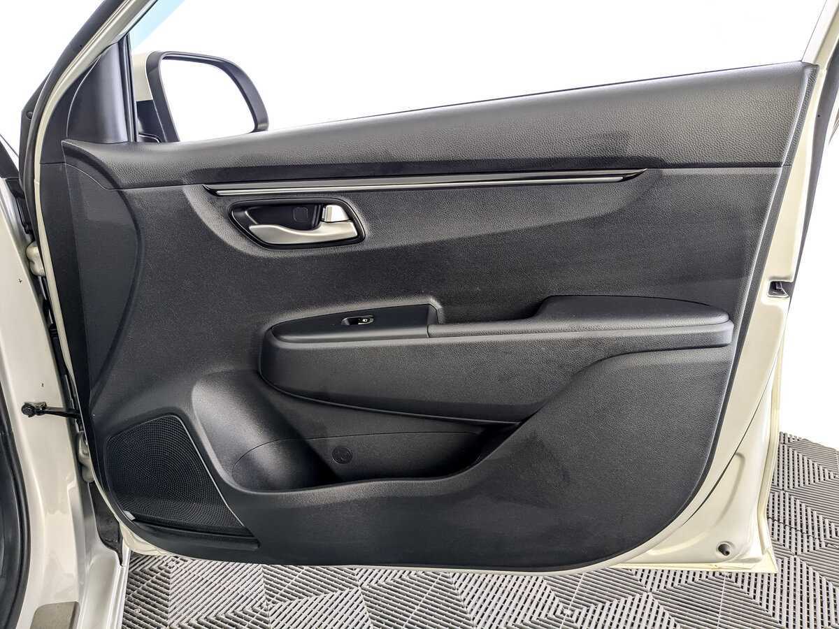 Kia Rio 2018 года с пробегом. Фото: #17