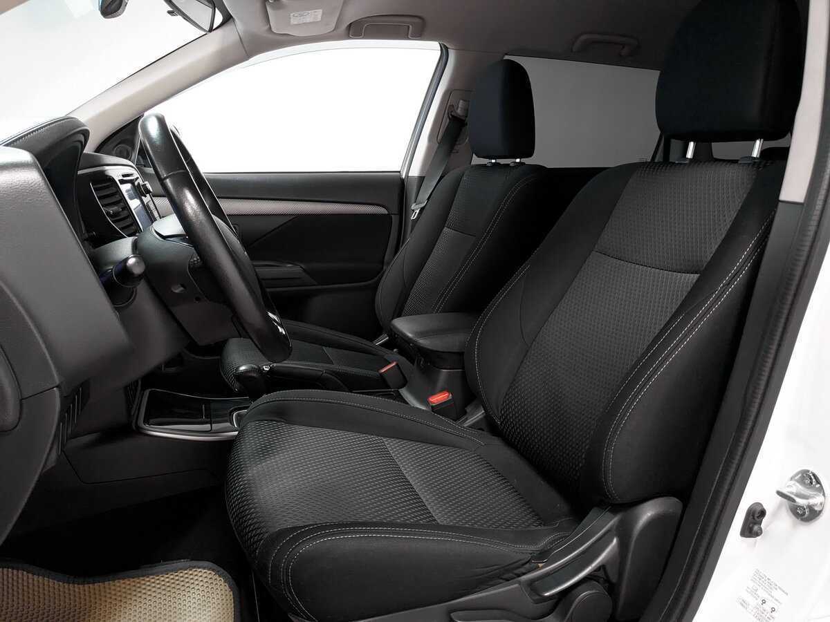 Mitsubishi Outlander 2017 года с пробегом. Фото: #18
