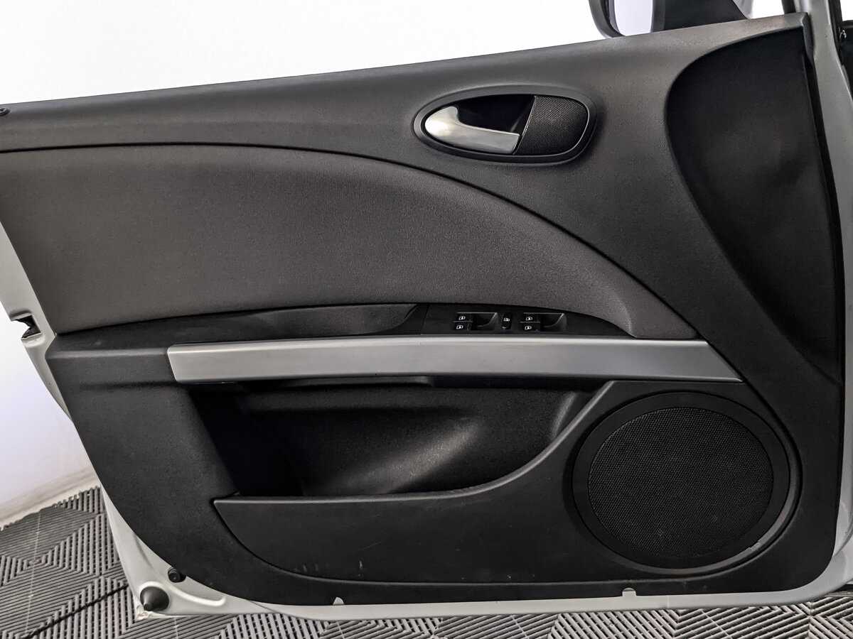 SEAT Leon 2012 года с пробегом. Фото: #14