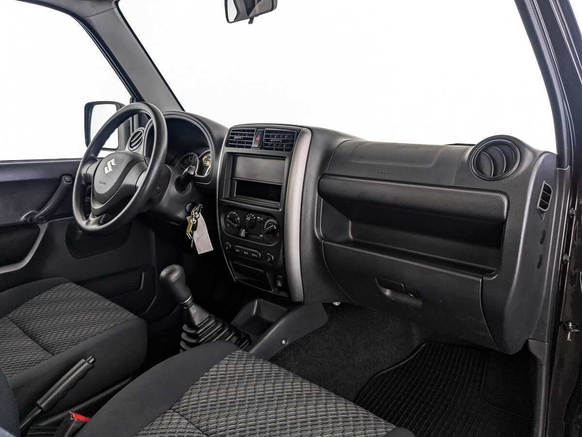 Suzuki Jimny 2017 года с пробегом. Фото: #8