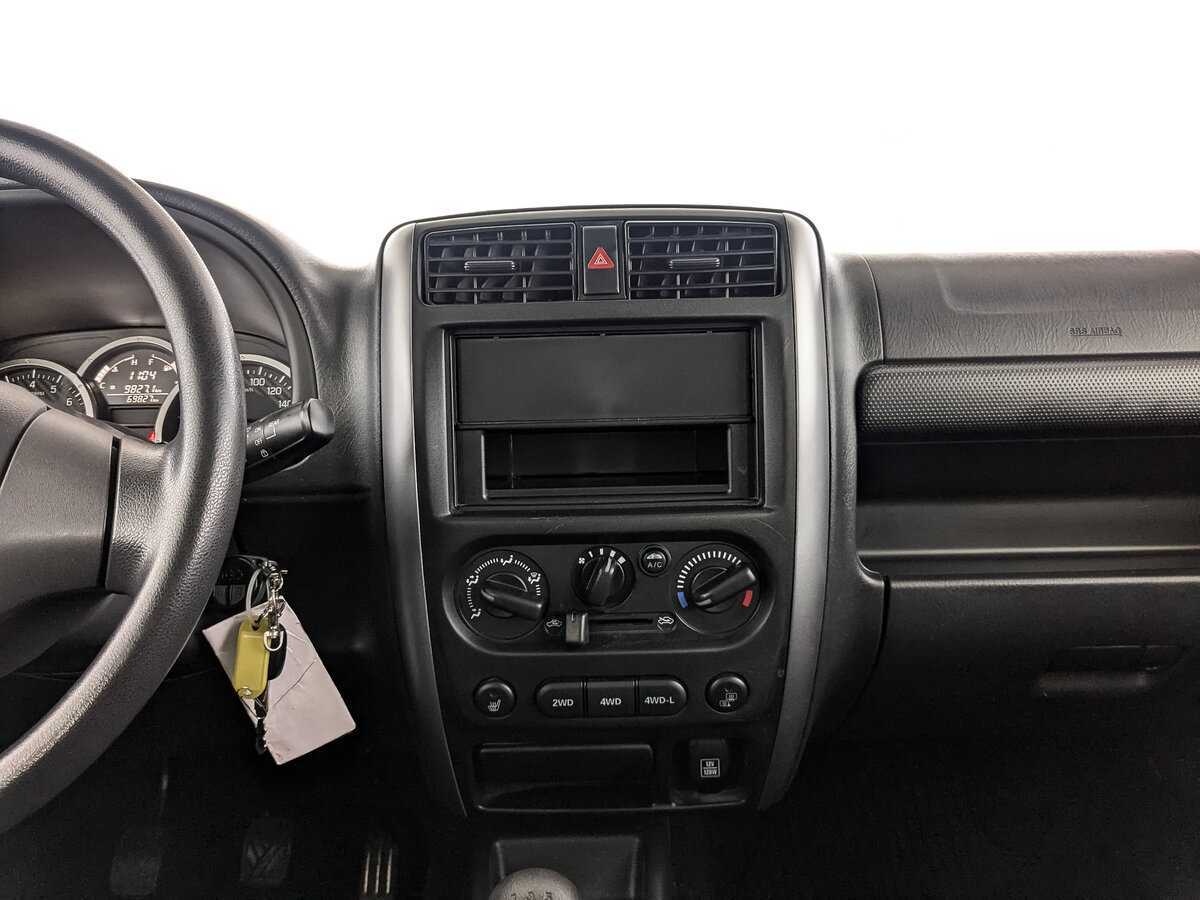 Suzuki Jimny 2017 года с пробегом. Фото: #11