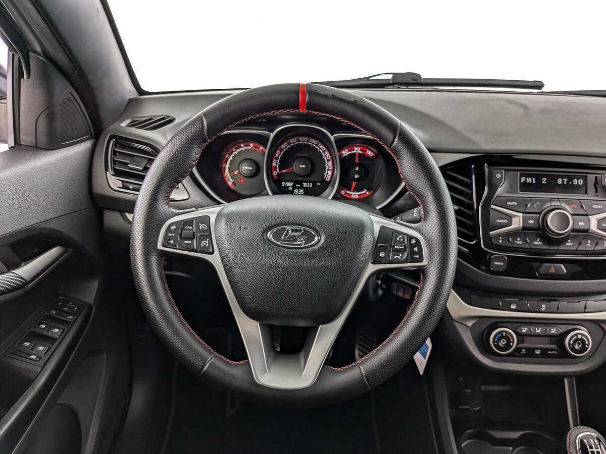 Lada (ВАЗ) Vesta 2019 года с пробегом. Фото: #17