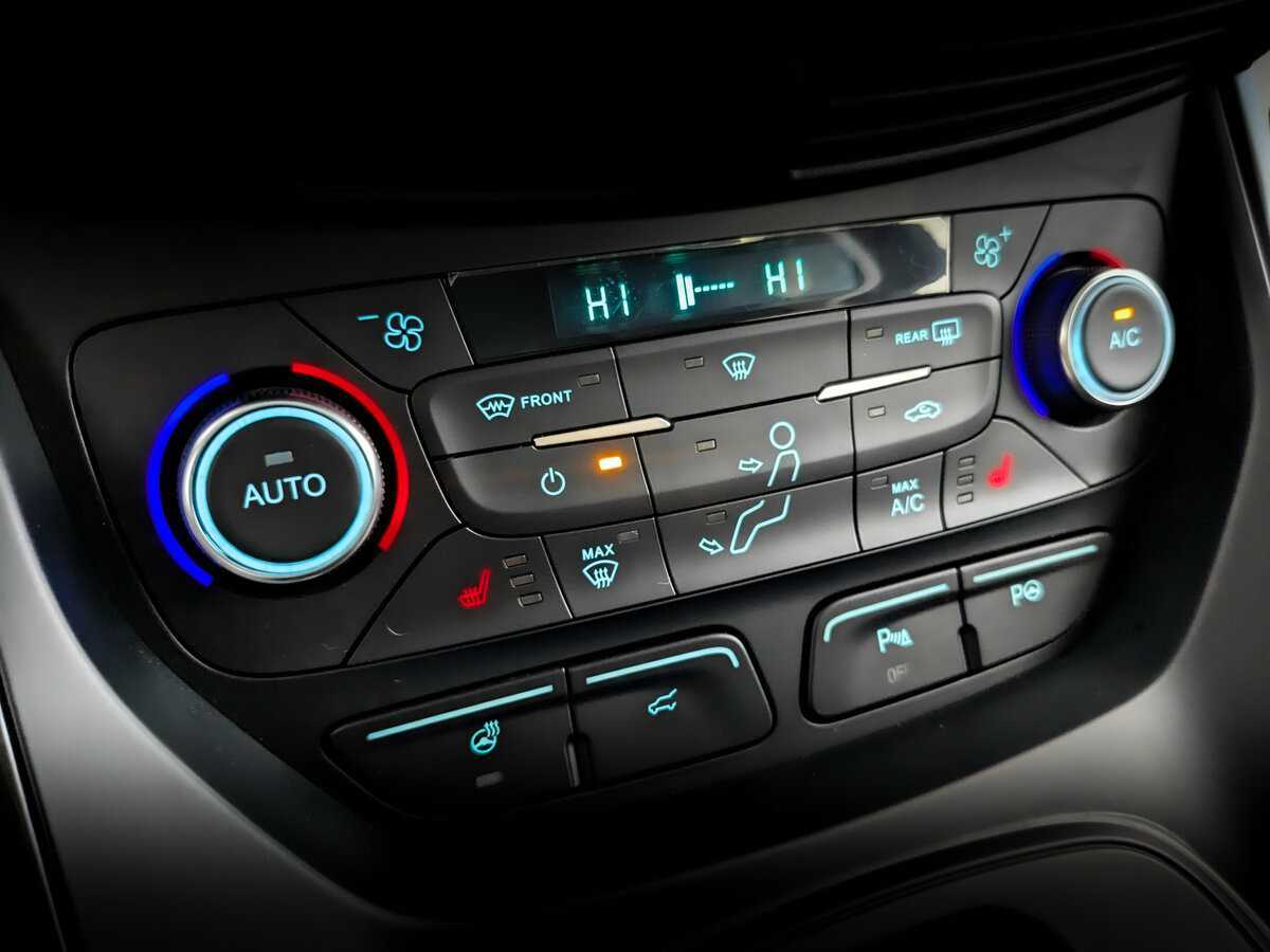 Ford Kuga 2017 года с пробегом. Фото: #22