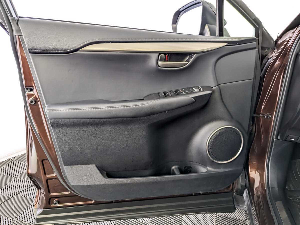 Lexus NX 2017 года с пробегом. Фото: #14