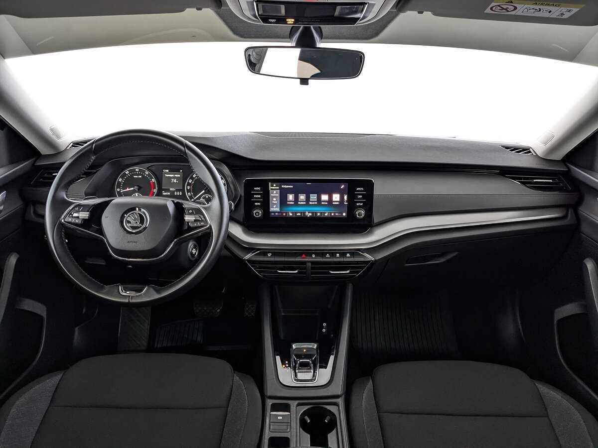 Skoda Octavia 2021 года с пробегом. Фото: #9
