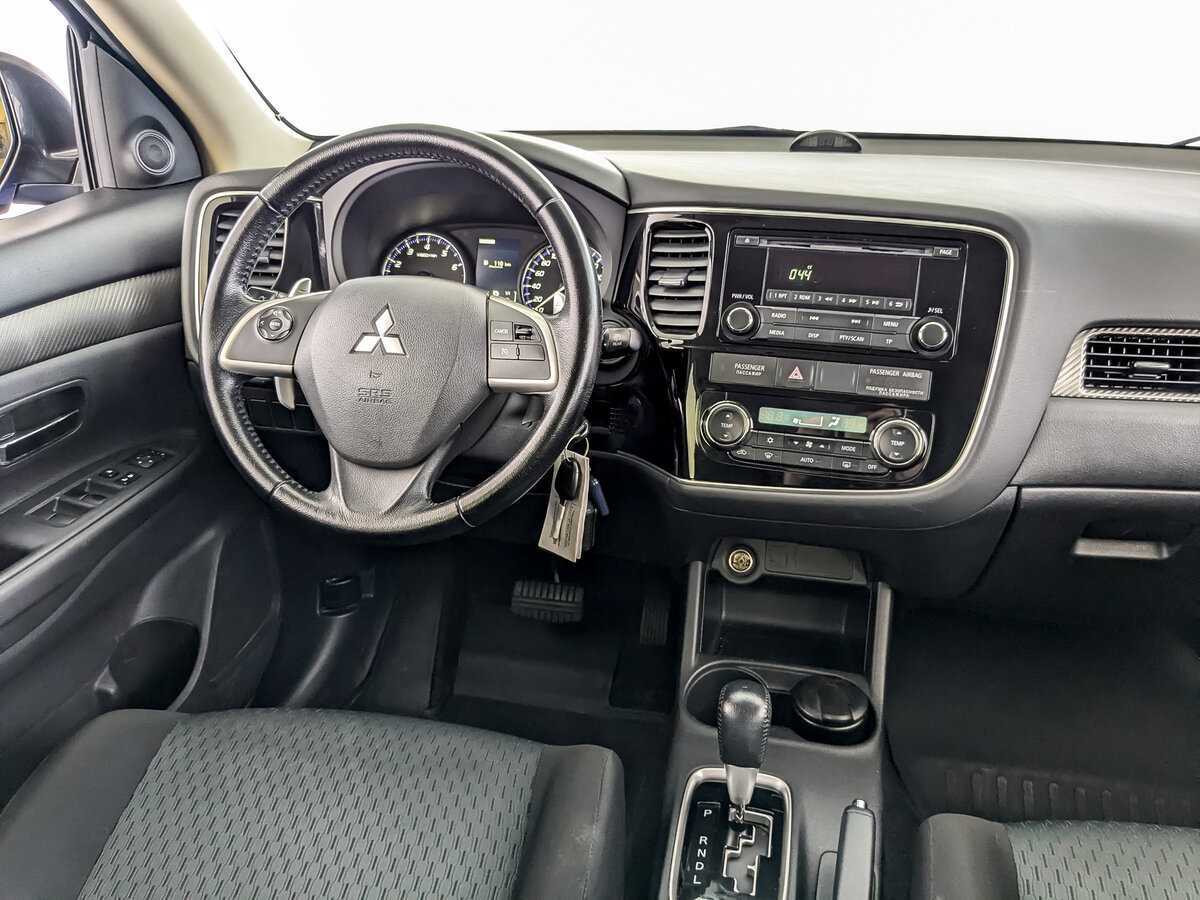 Mitsubishi Outlander 2014 года с пробегом. Фото: #20