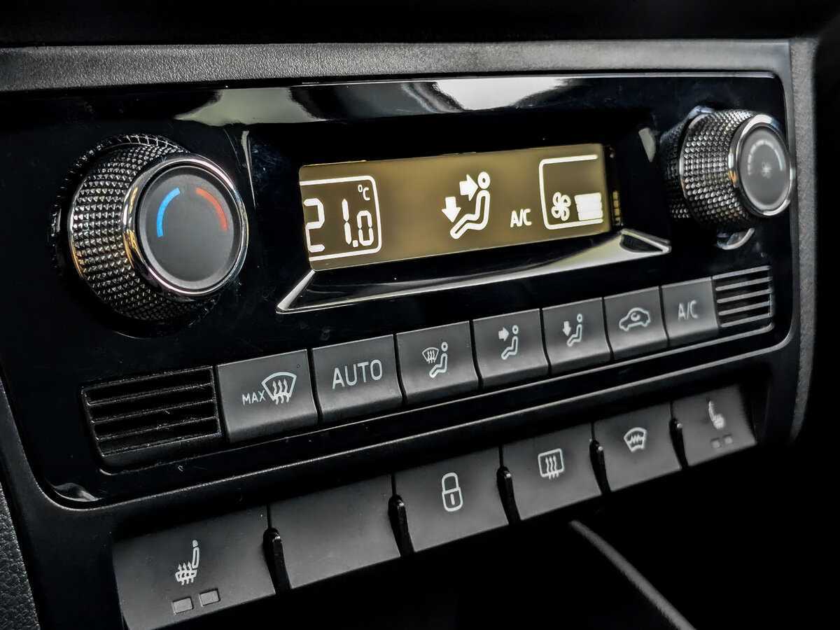 Skoda Rapid 2020 года с пробегом. Фото: #20