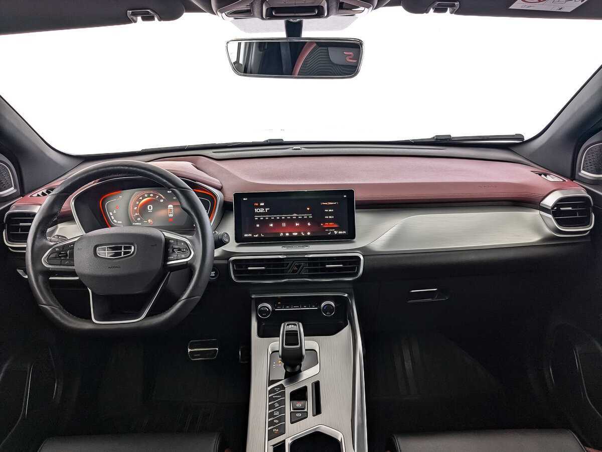 Geely Coolray 2021 года с пробегом. Фото: #9