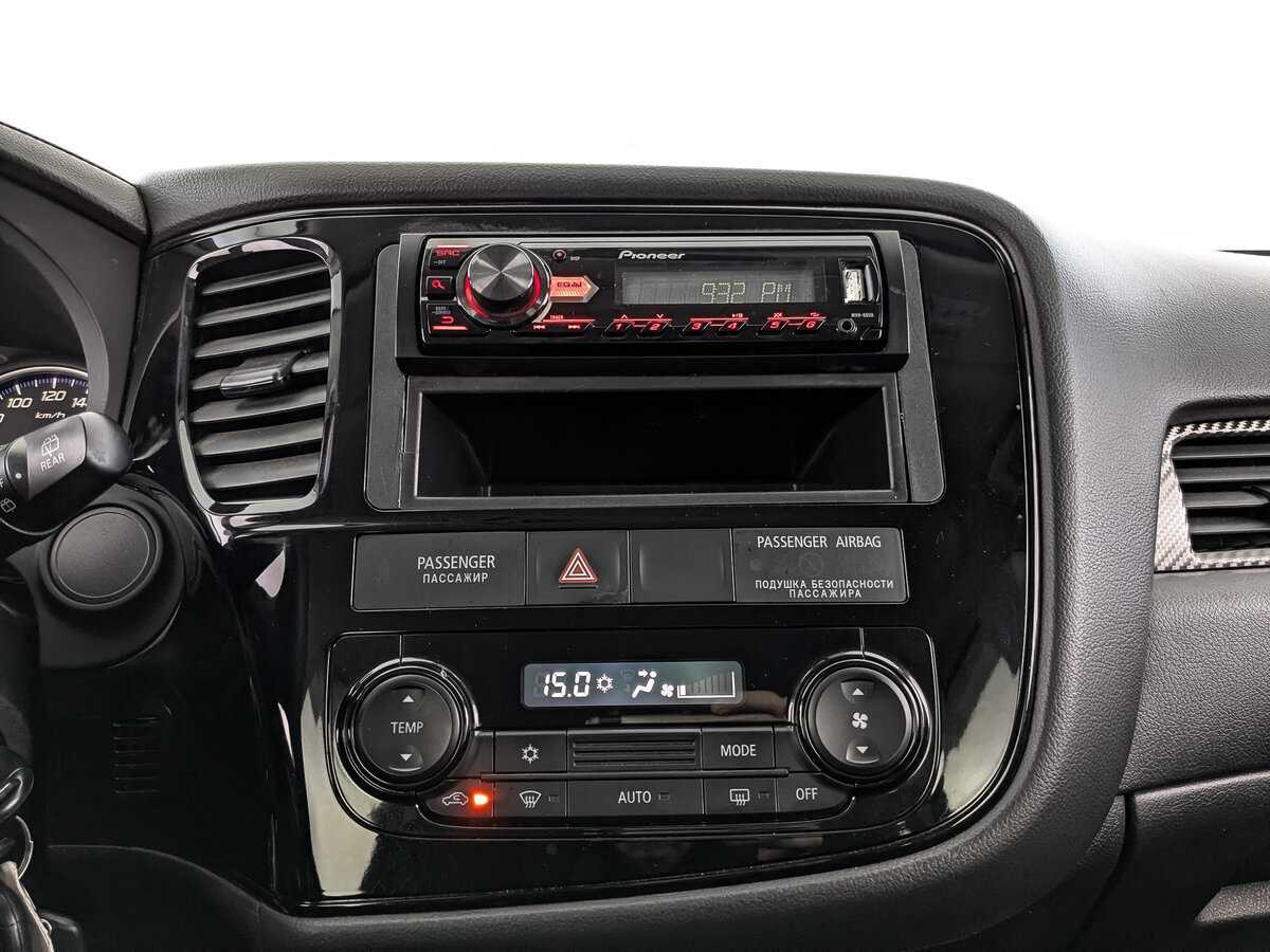 Mitsubishi Outlander 2015 года с пробегом. Фото: #12