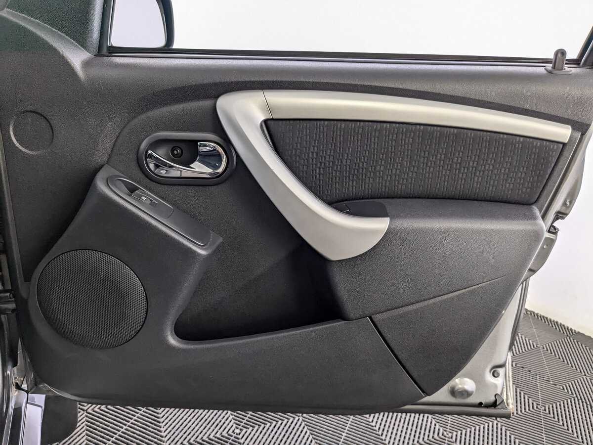 Nissan Terrano 2015 года с пробегом. Фото: #20