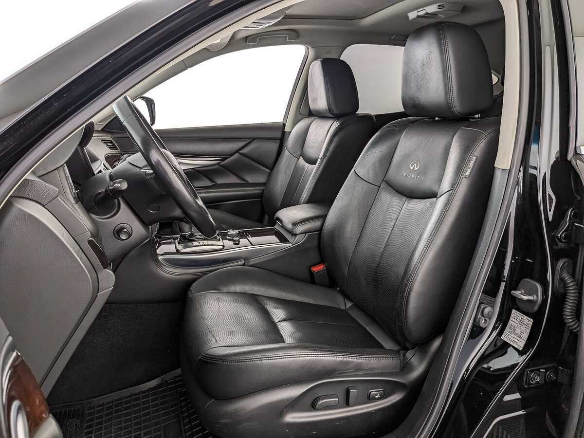 Infiniti Q70 2014 года с пробегом. Фото: #15