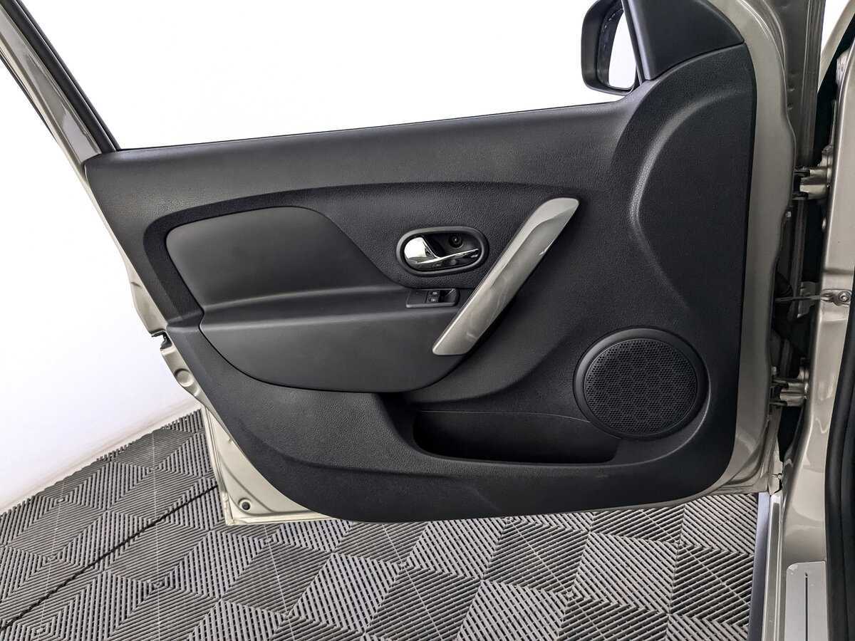 Renault Sandero 2021 года с пробегом. Фото: #14