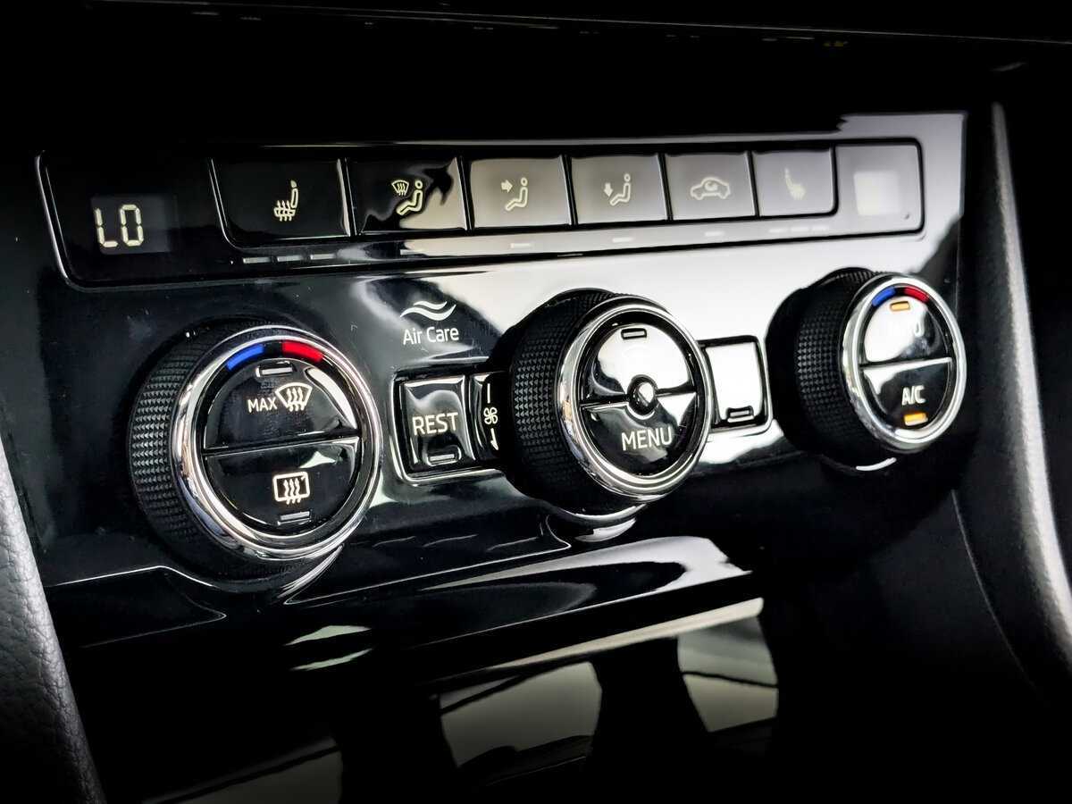 Skoda Superb 2019 года с пробегом. Фото: #22