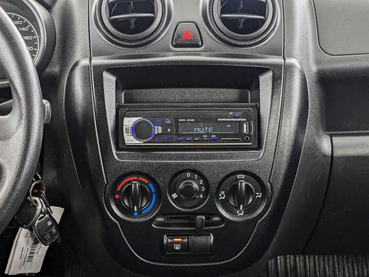 Lada (ВАЗ) Granta 2017 года с пробегом. Фото: #12