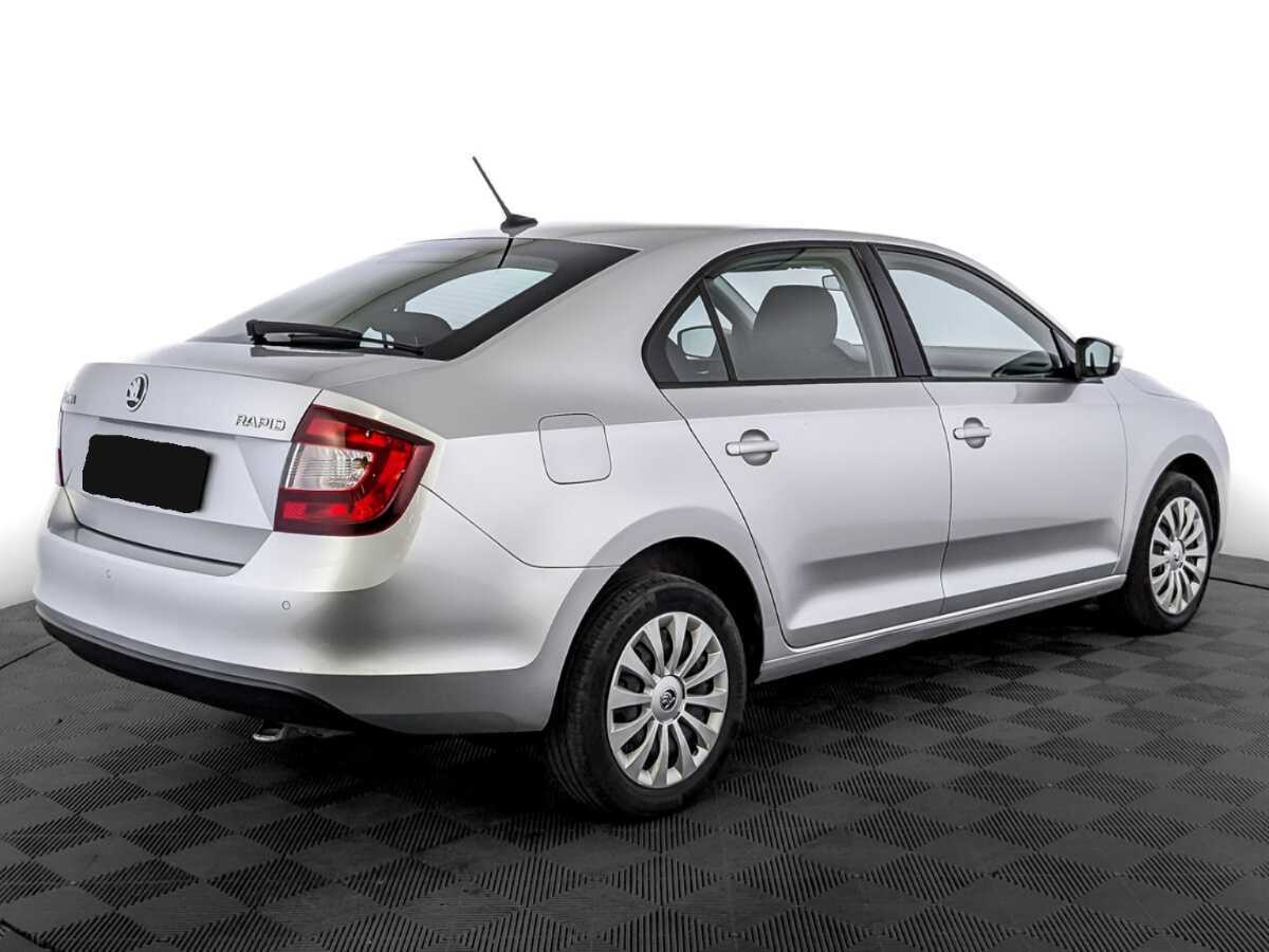 Skoda Rapid 2018 года с пробегом. Фото: #4