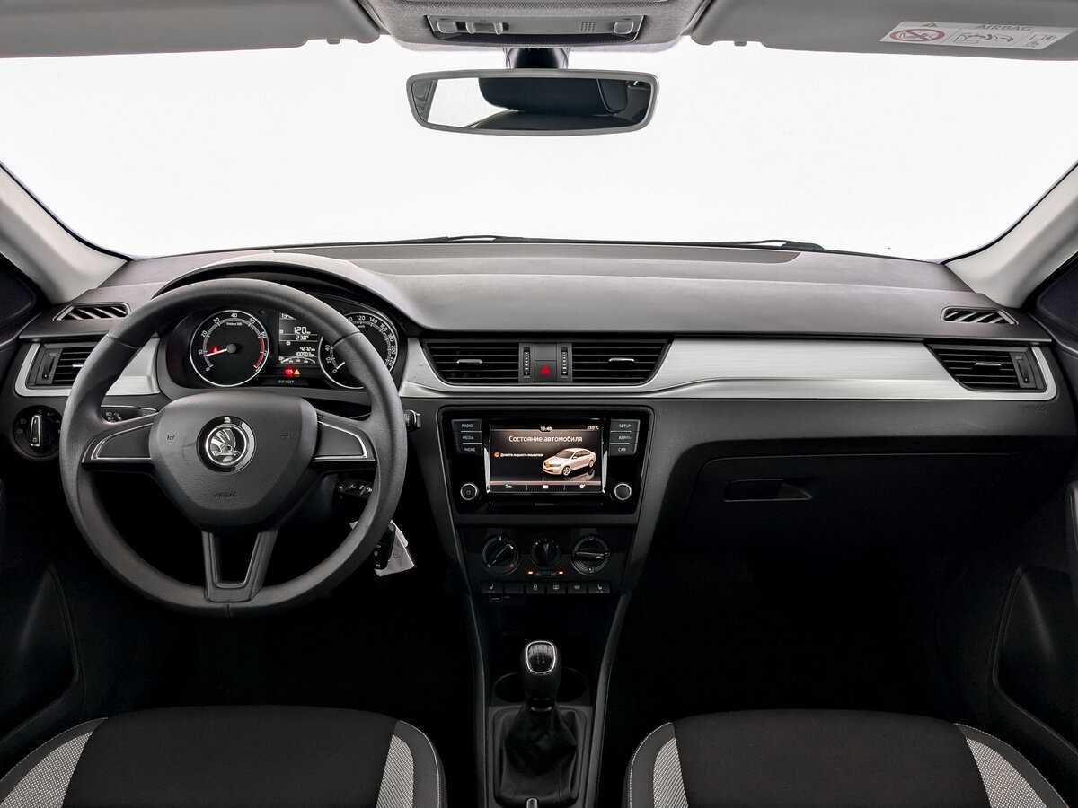 Skoda Rapid 2018 года с пробегом. Фото: #11