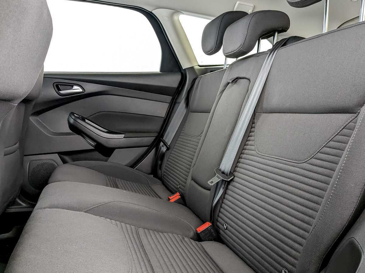 Ford Focus 2017 года с пробегом. Фото: #9