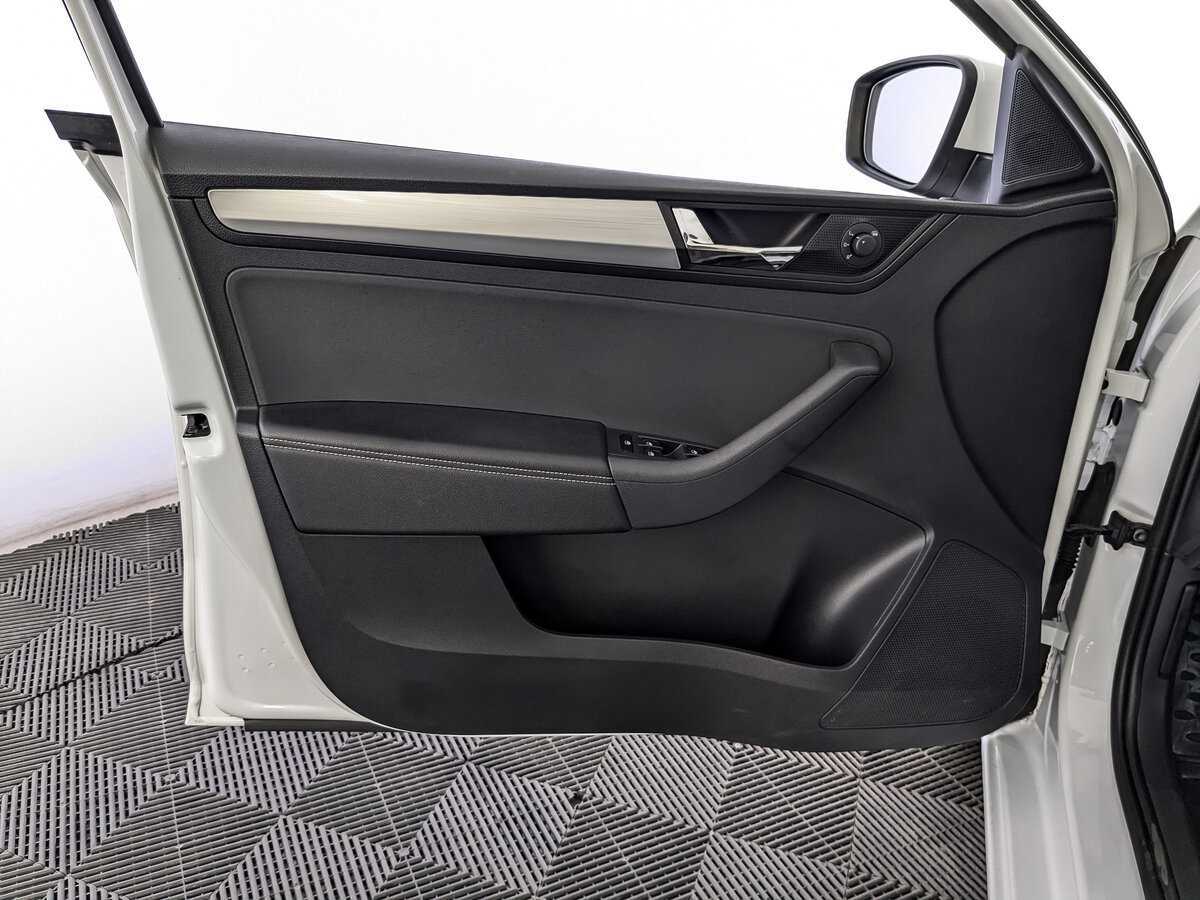 Skoda Rapid 2019 года с пробегом. Фото: #14