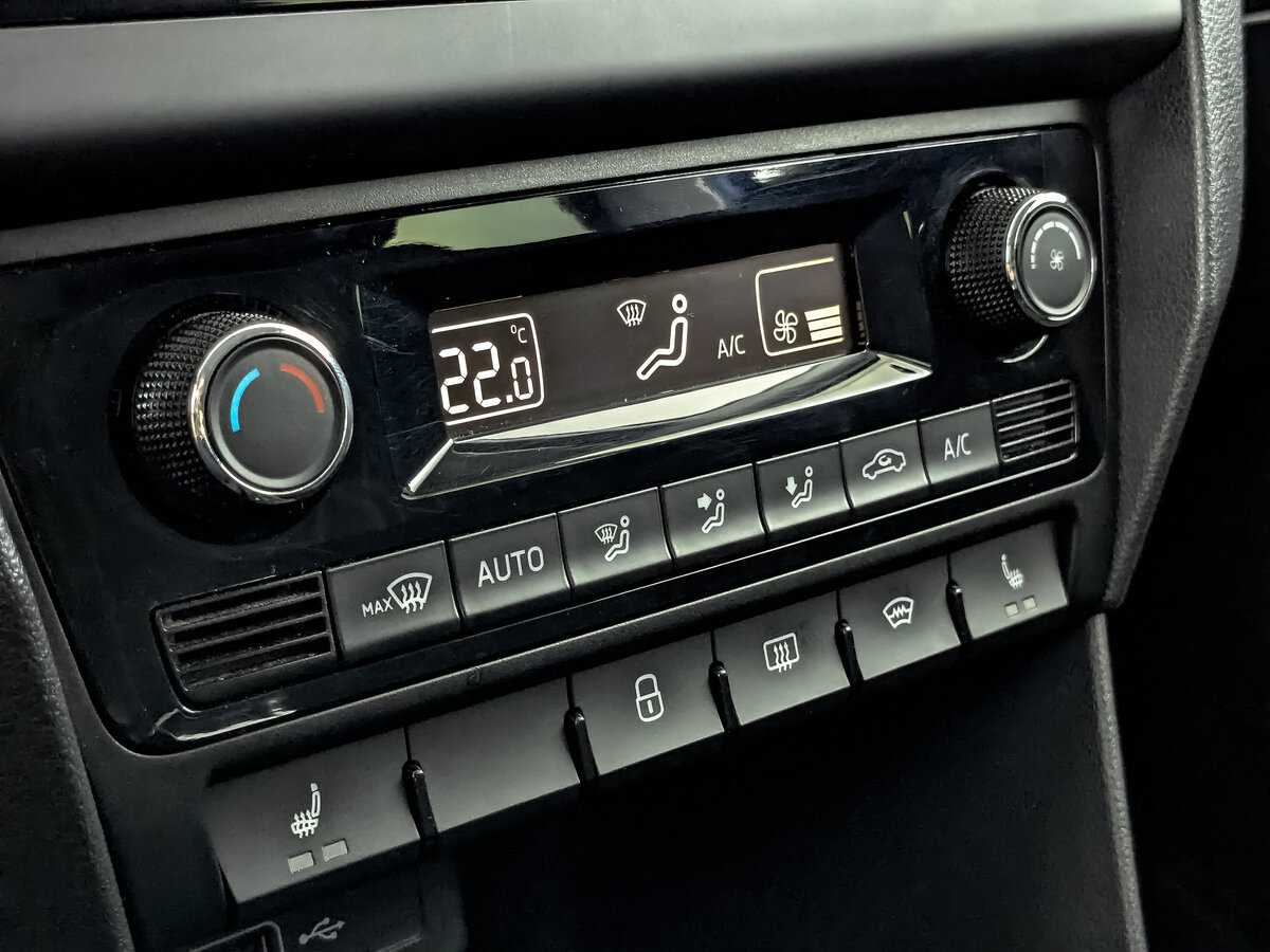 Skoda Rapid 2019 года с пробегом. Фото: #16