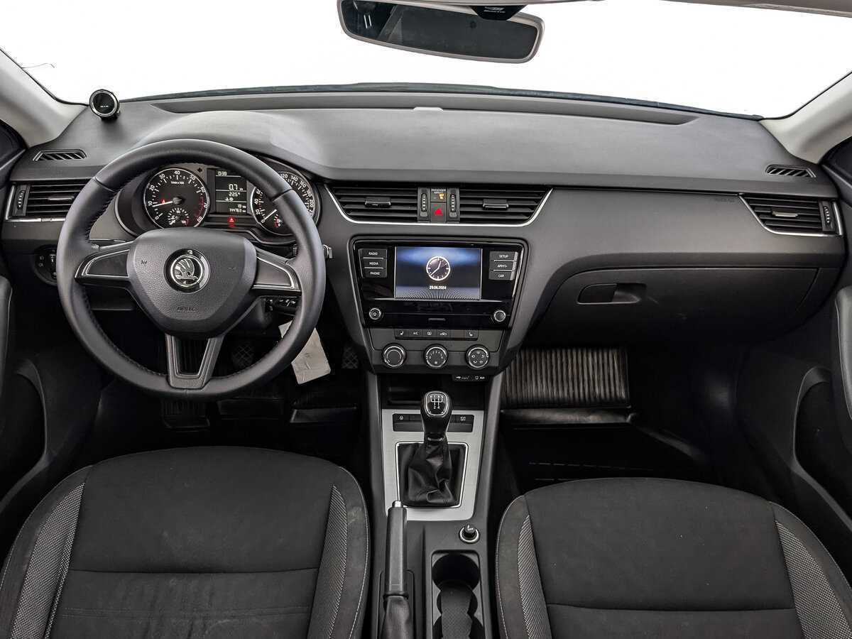 Skoda Octavia 2017 года с пробегом. Фото: #9
