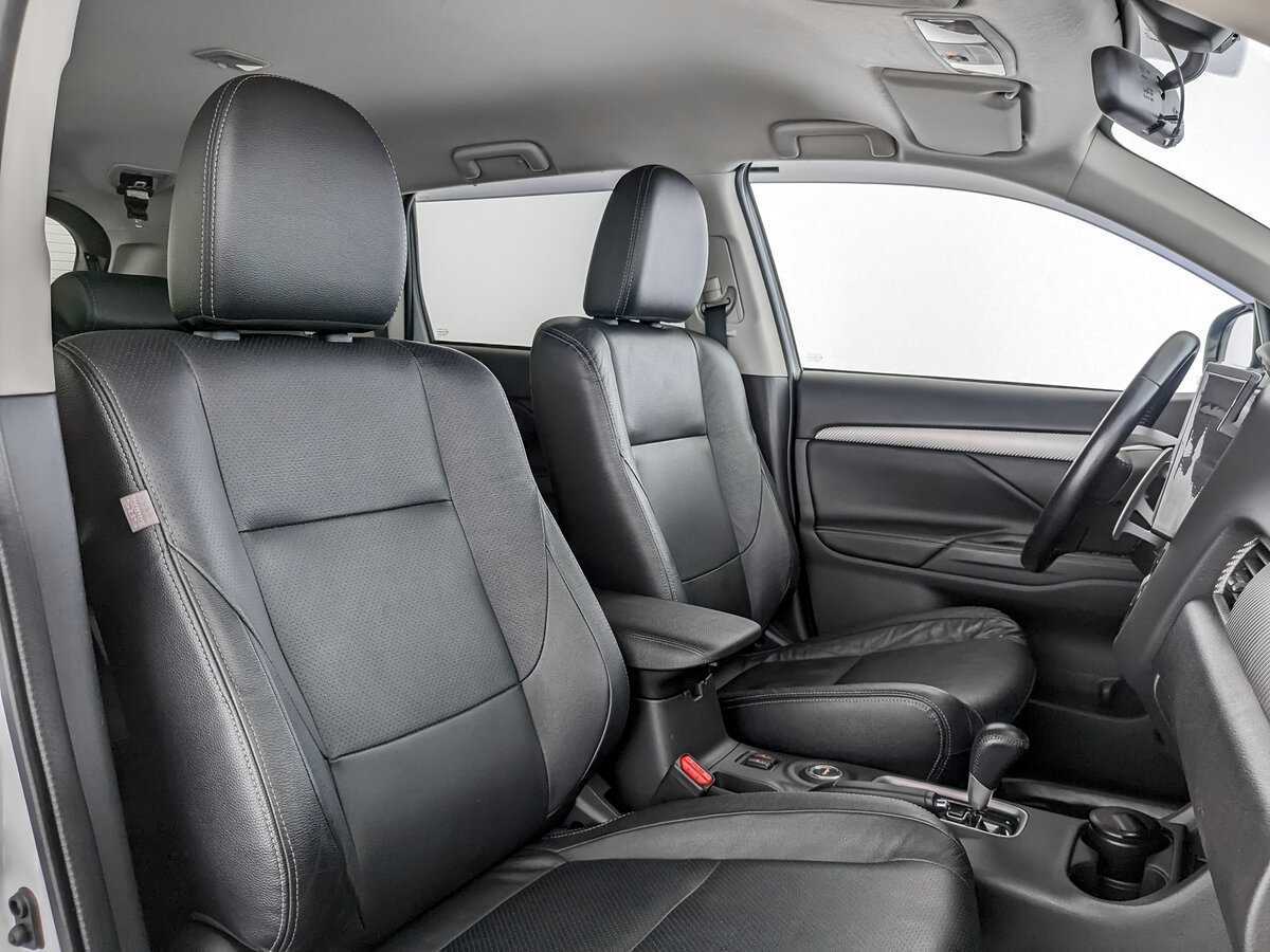 Mitsubishi Outlander 2014 года с пробегом. Фото: #19