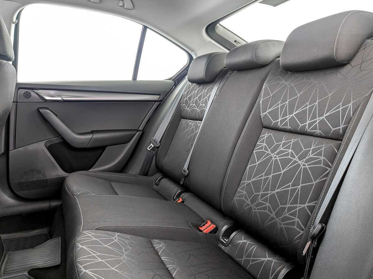 Skoda Octavia 2019 года с пробегом. Фото: #9