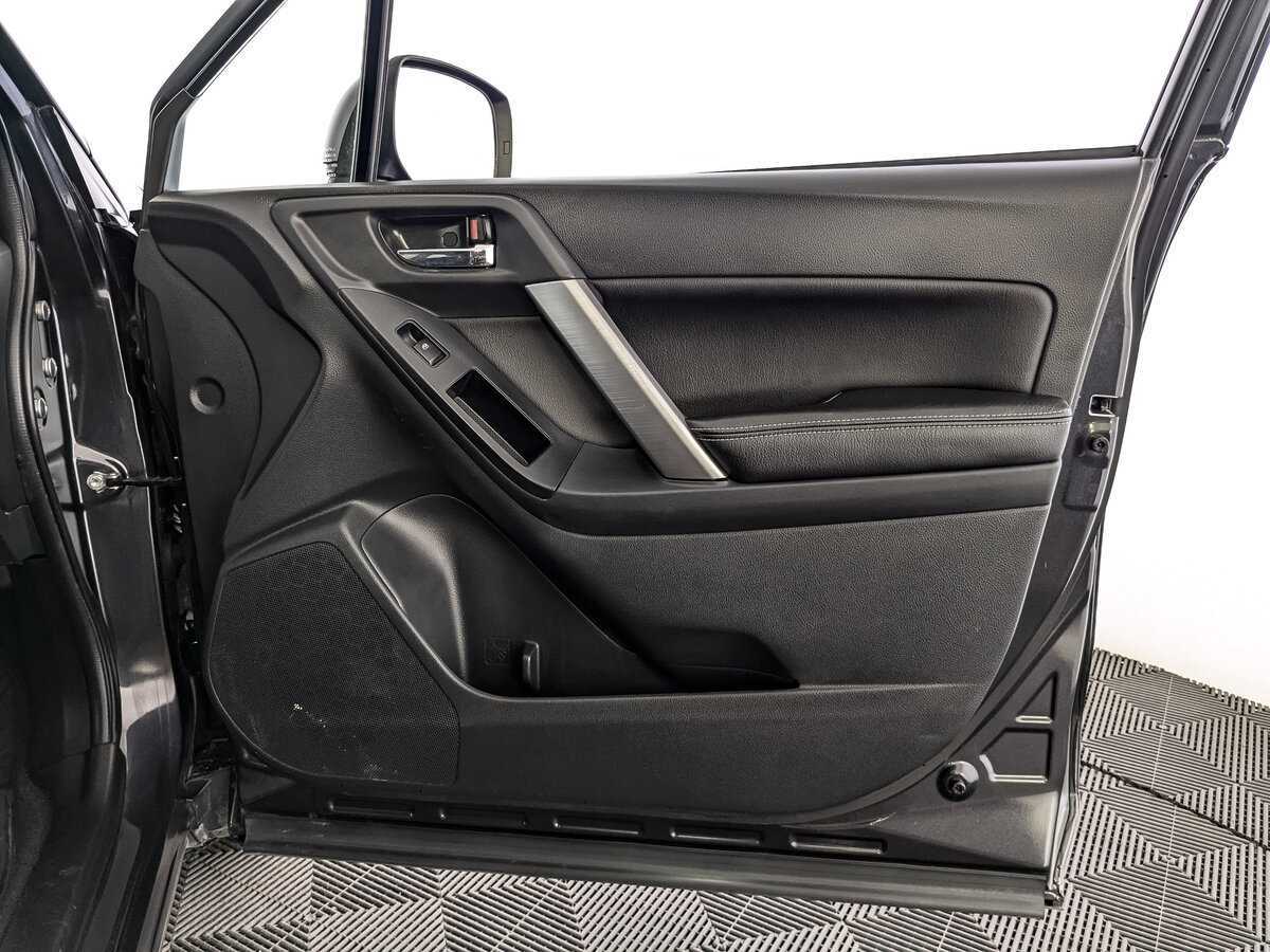 Subaru Forester 2015 года с пробегом. Фото: #19
