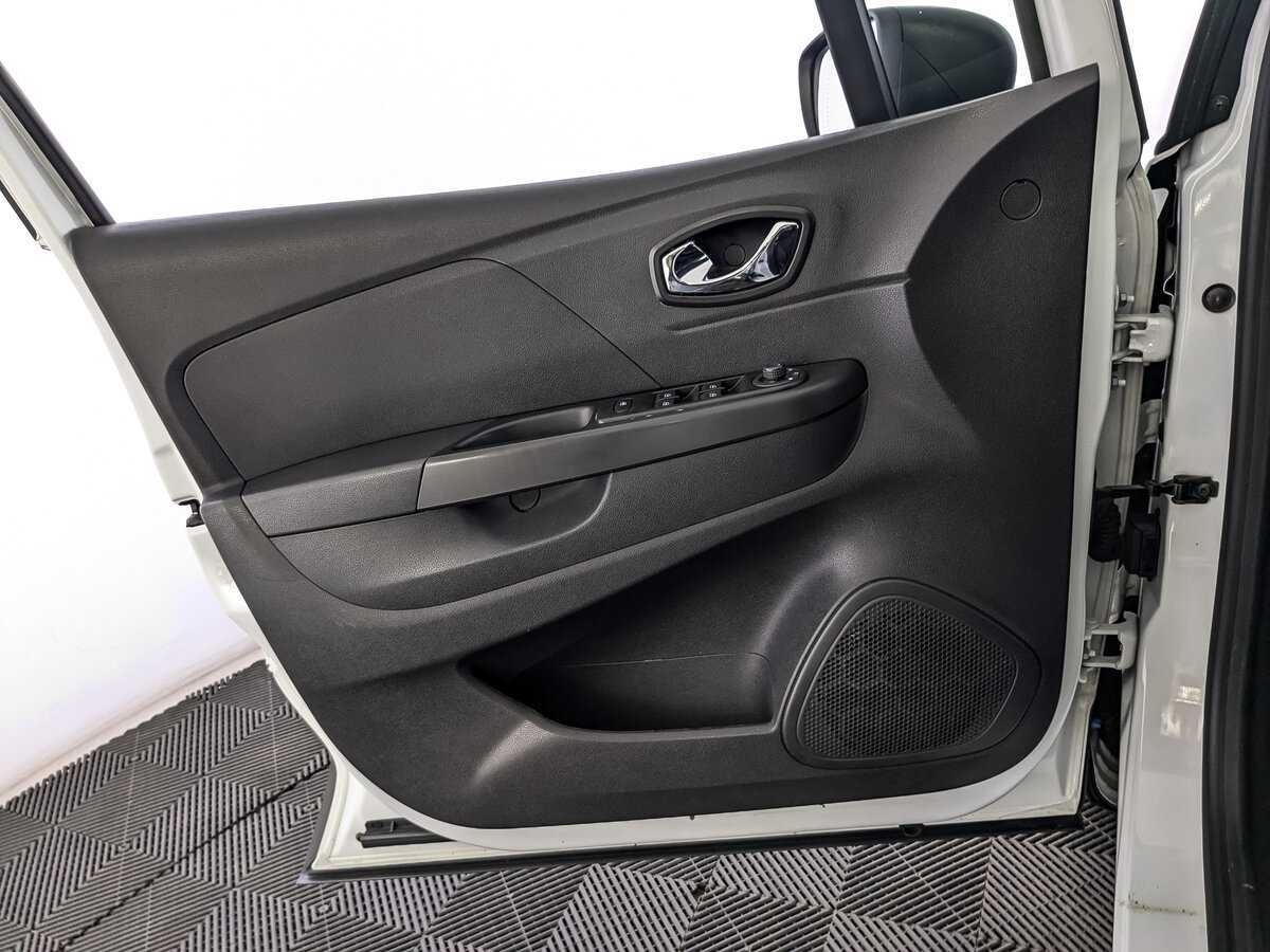 Renault Kaptur 2018 года с пробегом. Фото: #14