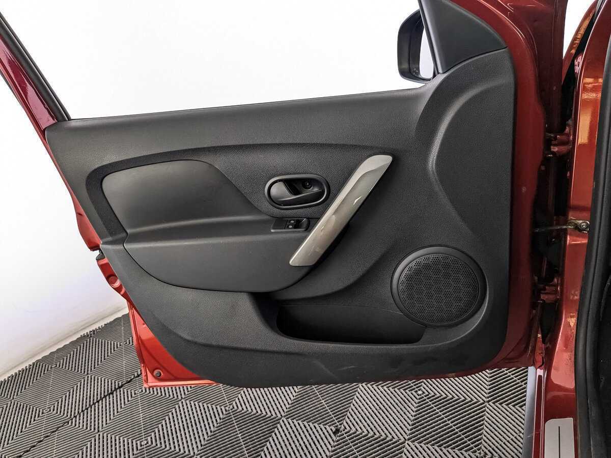 Renault Logan 2019 года с пробегом. Фото: #14