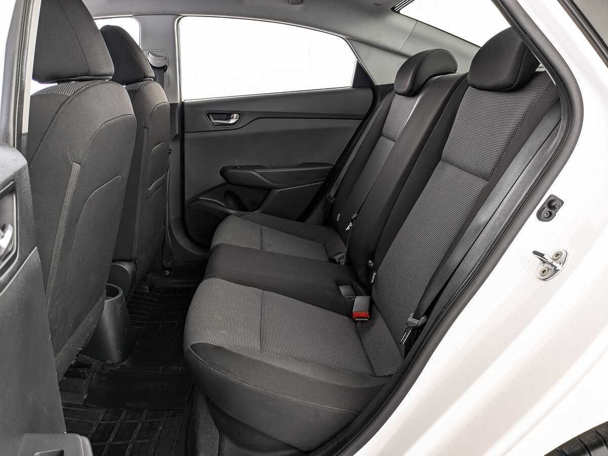 Hyundai Solaris 2021 года с пробегом. Фото: #12