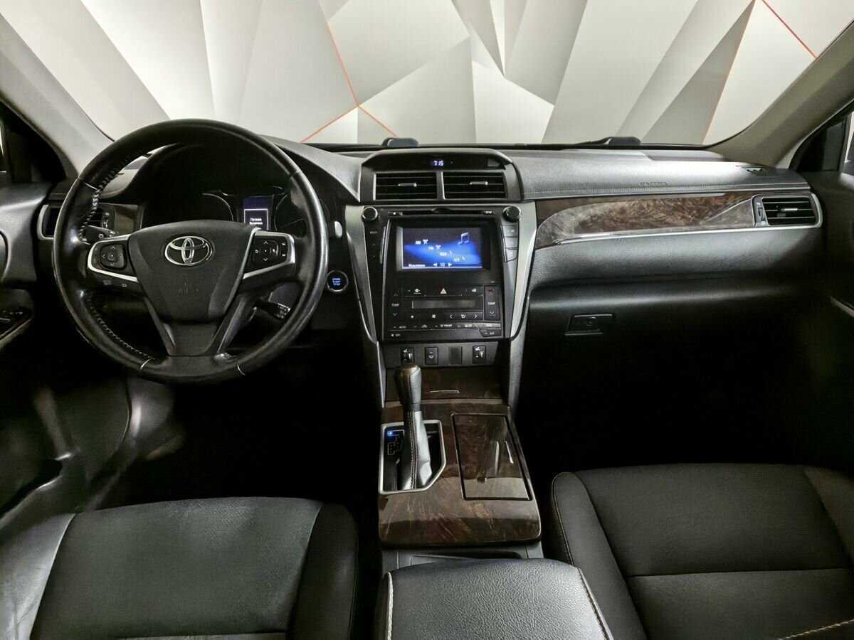 Toyota Camry 2015 года с пробегом. Фото: #9